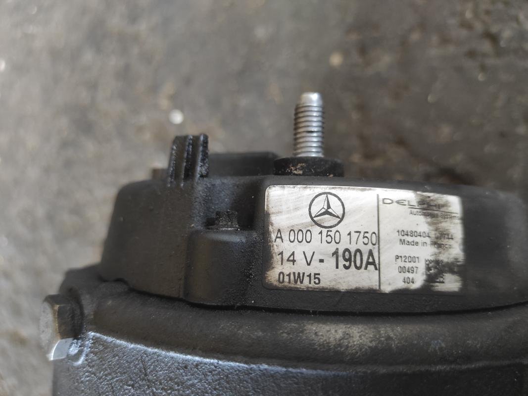 Alternador Mercedes Benz ML (W163) ML 270 CDI (163 cv) - Imagen 4