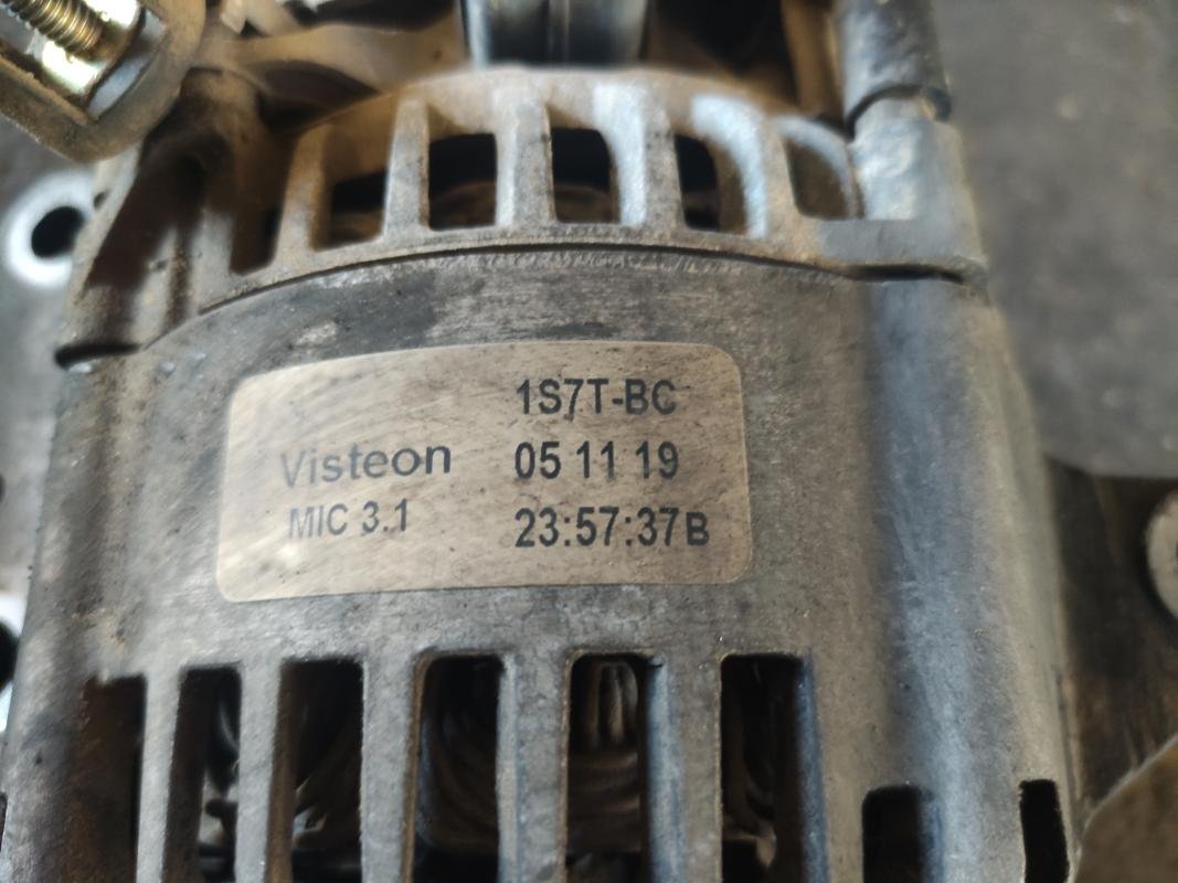 Alternador Ford Mondeo II Hatchback 2.0 TDCi (130 cv) - Imagen 4