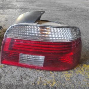 Piloto trasero derecho Bmw Serie 5 (E39, Versión 2000) 525d (163 cv)