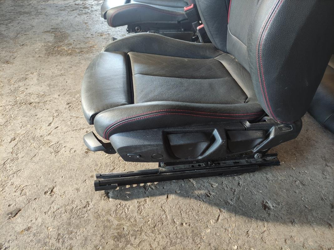 Juego asientos completo Bmw Serie 3 Sedan (F30) 318d (143 cv) Steptronic - Imagen 5