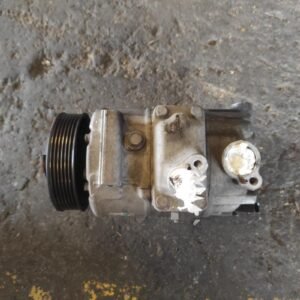 Compresor aire acondicionado Skoda Octavia II Scout 2.0 TDI 4X4 (140 cv)