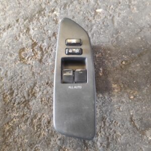 Mando elevalunas delantero izquierdo Toyota Auris I 1.4 D-4D (90 cv)