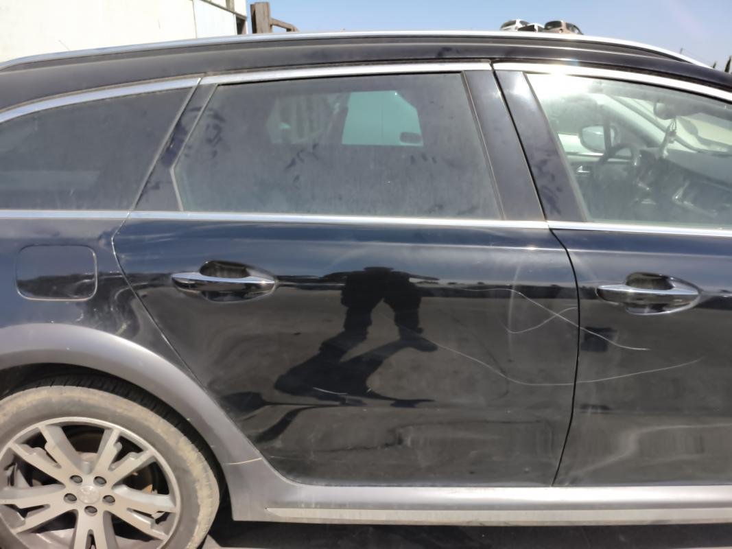 Puerta trasera derecha Peugeot 508 RXH 2.0 HDI Hybrid (163 cv)