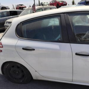 Puerta trasera derecha Peugeot 208 1.4 HDi (68 cv) FAP