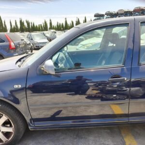 Puerta delantera izquierda Volkswagen Golf IV (1J1) 1.9 TDI (90 cv)