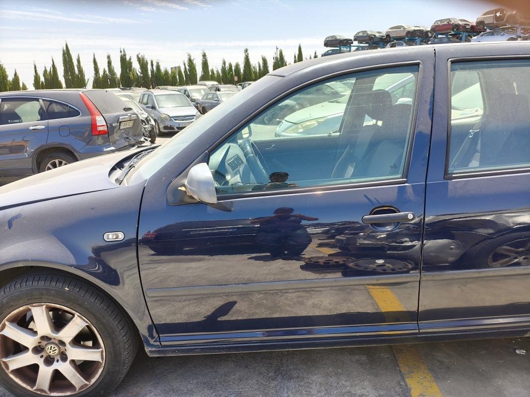 Puerta delantera izquierda Volkswagen Golf IV (1J1) 1.9 TDI (90 cv)