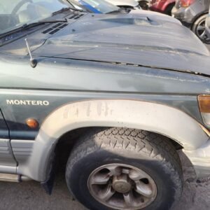 Aleta delantera derecha Mitsubishi Montero 2.8 TD (V46W, V26W) (125 cv)