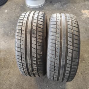 Juego de Neumáticos Kormoran 215/55R16, año 2024.