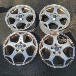 Llantas de 16 pulgadas Ford Focus II, 6.5Jx16H2 ET50.