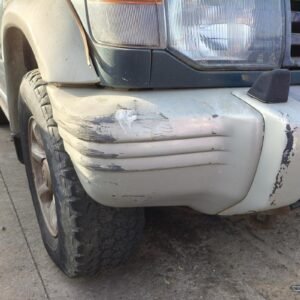 Paragolpe delantero Mitsubishi Montero 2.8 TD (V46W, V26W) (125 cv)