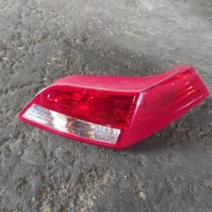 Piloto trasero derecho Ford Focus Descapotable II 2.0 TDCi (136 cv)