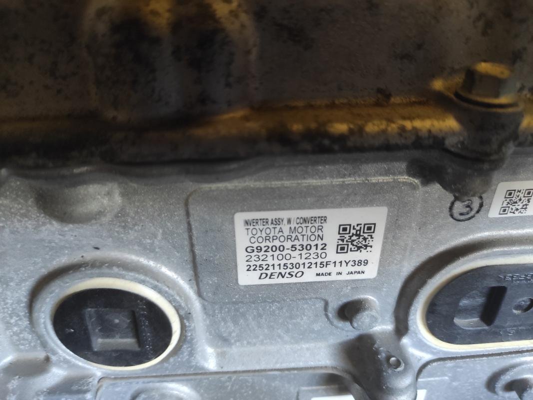 Inversor/convertidor de voltaje Lexus IS III (XE30) 300h (223 cv) Hybrid - Imagen 5