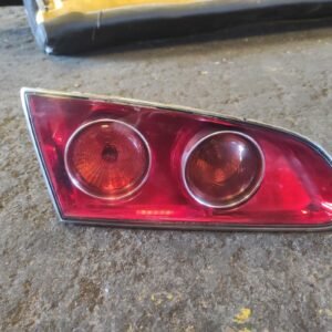 Piloto trasero izquierdo Seat Ibiza III 1.9 TDi (101 cv)