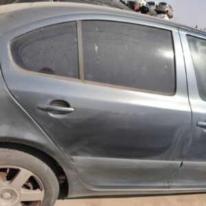Puerta trasera derecha Skoda Octavia II 1.9 TDI (105 cv)