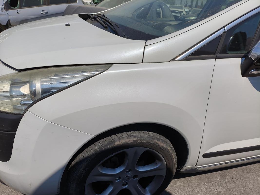 Aleta Delantera Izquierda Peugeot 3008 1.6 VTI (120 cv)