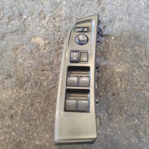 Mando elevalunas delantero izquierdo Honda Civic IX Hatchback (Versión 2014) 1.4 i-VTEC (100 cv)