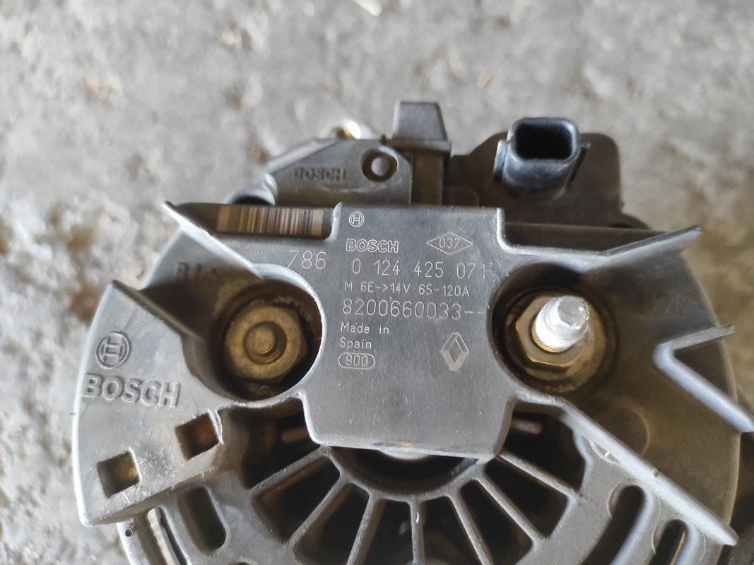 Alternador Renault Clio III 1.5 dCi 8V (105 cv) - Imagen 4