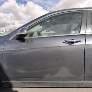 Puerta delantera izquierda Honda Accord VII 2.0 i-VTEC 16V (155 cv)