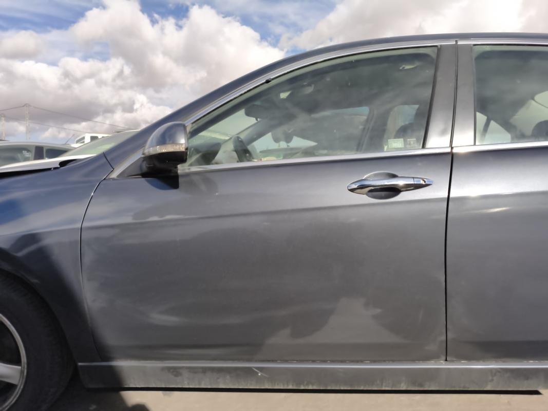 Puerta delantera izquierda Honda Accord VII 2.0 i-VTEC 16V (155 cv)