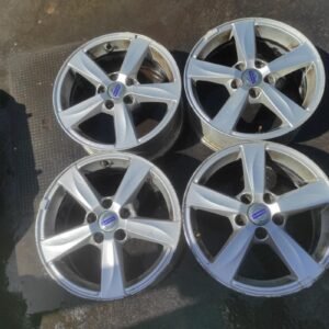 Llantas de 16 pulgadas Volvo V40, 7Jx16x50.
