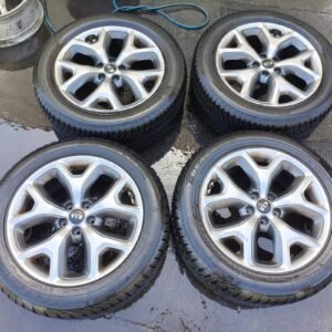 Llantas de 19 pulgadas Kia Sorento III, 7.5Jx19 OFFSET49.5, con 2 neumáticos Michelin CrossClimate2, 245/55R19 107V del año 2024 y 2 neumáticos General 235/55R19 105W del año 2023.