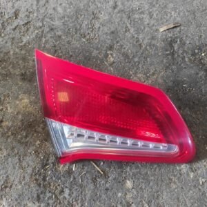 Piloto trasero izquierdo Citroen C4 II Hatchback (Fase I, 2010) 1.6 HDi (92 cv)