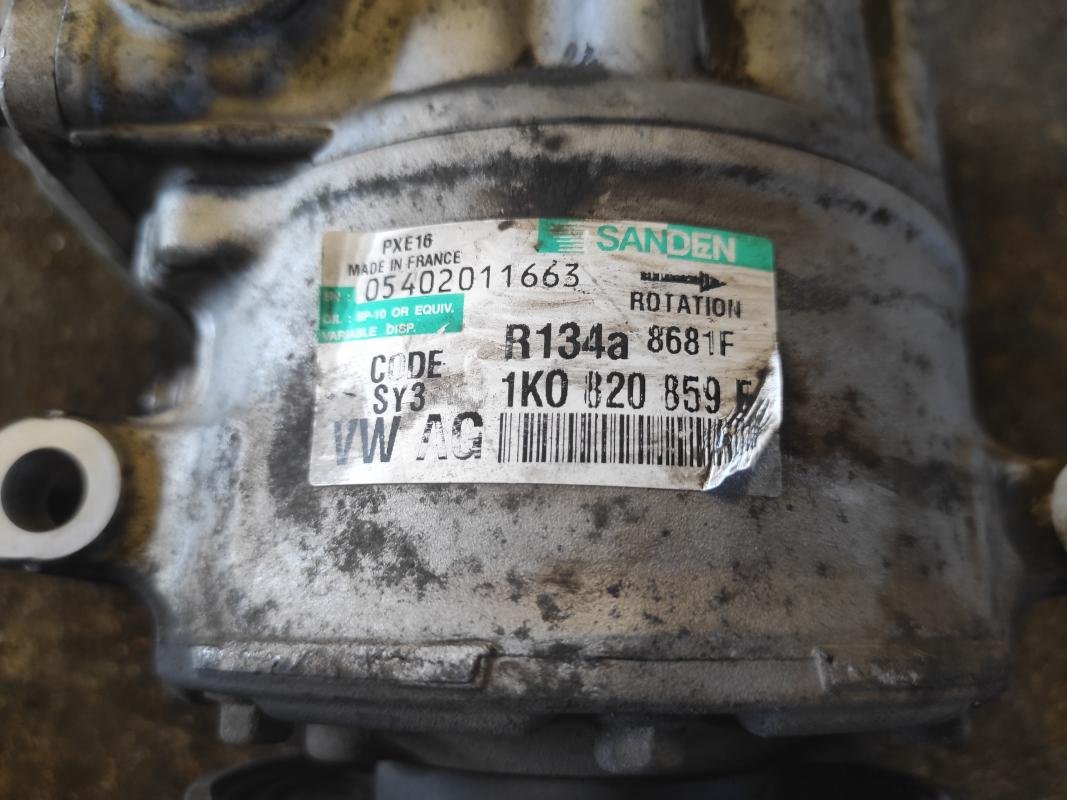 Compresor aire acondicionado Seat Leon II (1P) FR 2.0 TDI (170 cv) DPF - Imagen 4