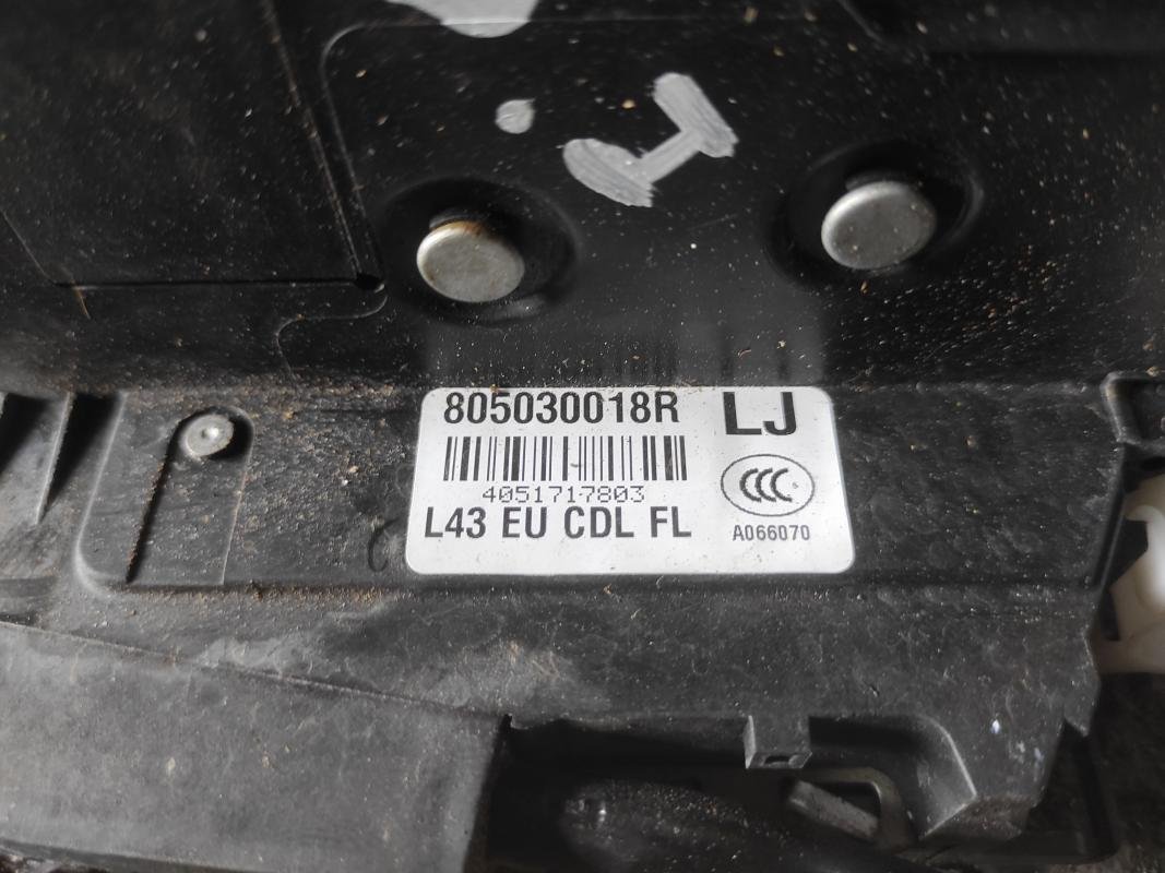 Cerradura puerta delantera izquierda Renault Latitude 2.0 dCi (150 cv) FAP - Imagen 4