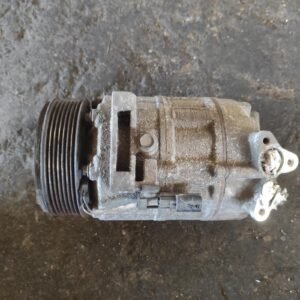 Compresor aire acondicionado Nissan PRIMASTAR Furgón (X83) dCi 115 (114 cv)
