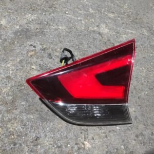 Piloto trasero derecho Nissan X-Trail III (T32) 1.6 dCi (130 cv)