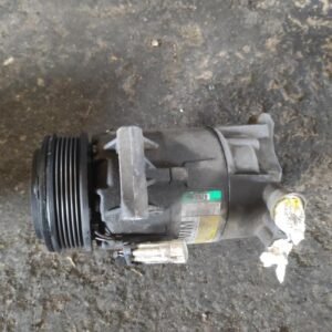 Compresor aire acondicionado Opel Zafira B 1.9 CDTI (120 cv)