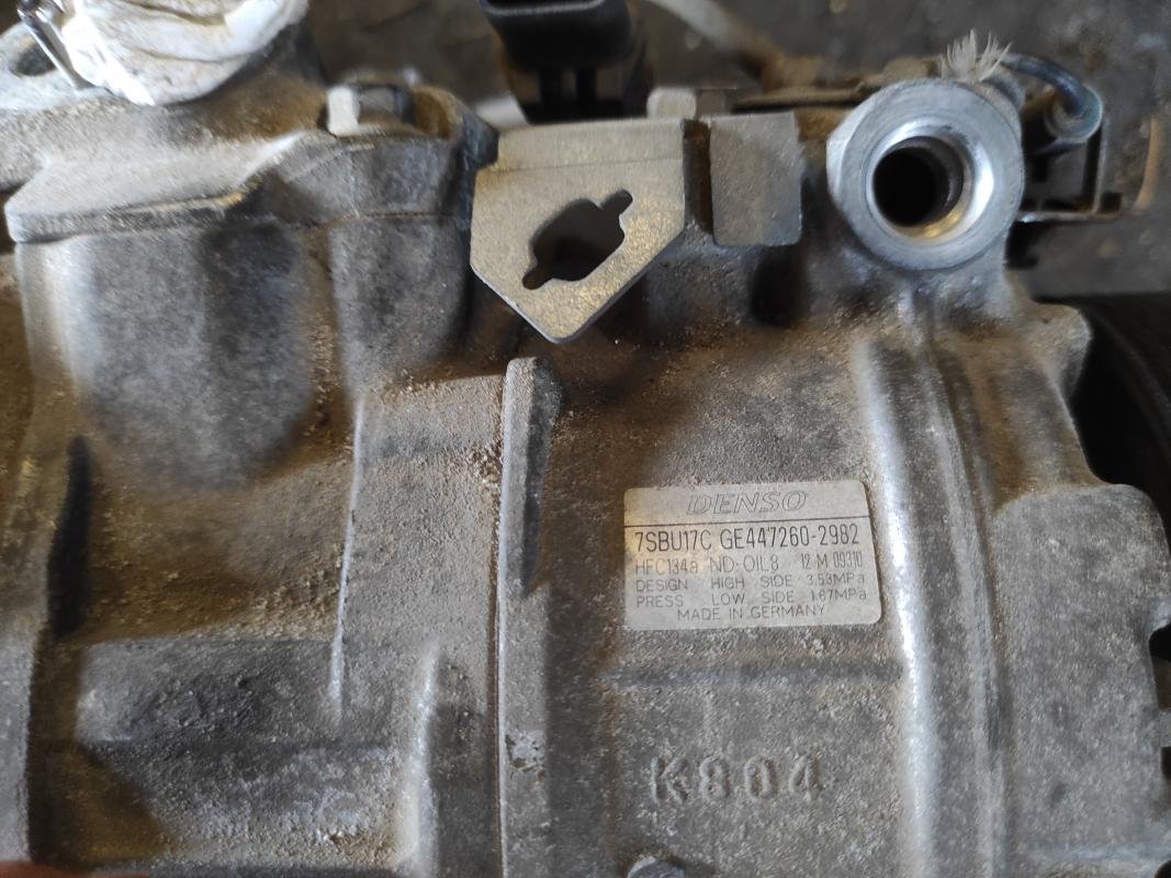 Compresor aire acondicionado Bmw Serie 5 Sedan (F10) 530d (245 cv) - Imagen 4