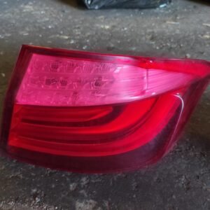 Piloto trasero derecho Bmw Serie 5 Sedan (F10) 530d (245 cv)