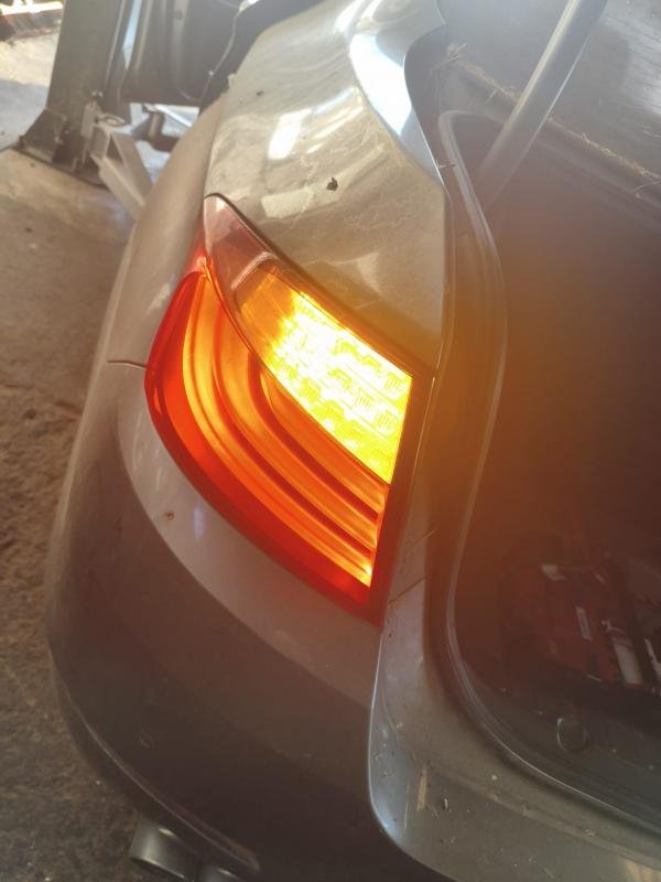 Piloto trasero izquierdo Bmw Serie 5 Sedan (F10) 530d (245 cv) - Imagen 4