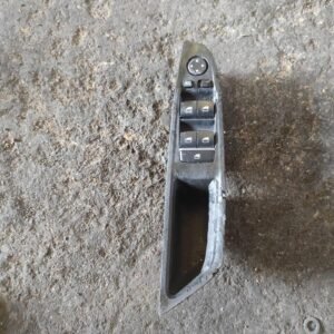 Mando elevalunas delantero izquierdo Bmw Serie 5 Sedan (F10) 530d (245 cv)