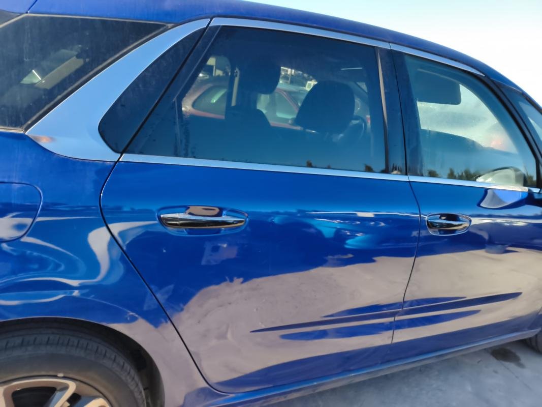 Puerta trasera derecha Citroen C4 II Picasso (Fase II, 2016) 1.2 PureTech (131 cv) S&S