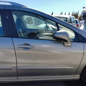 Puerta delantera derecha Peugeot 308 SW I (Versión 2011) 1.6 HDI (115v)