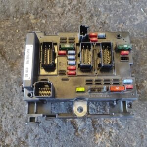 Caja de reles / fusibles Citroen Xsara Picasso (N68) 1.6 HDI (90 cv)