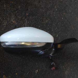 Retrovisor derecho Peugeot 2008 (Versión 2016) 1.6 BlueHD (100 cv)