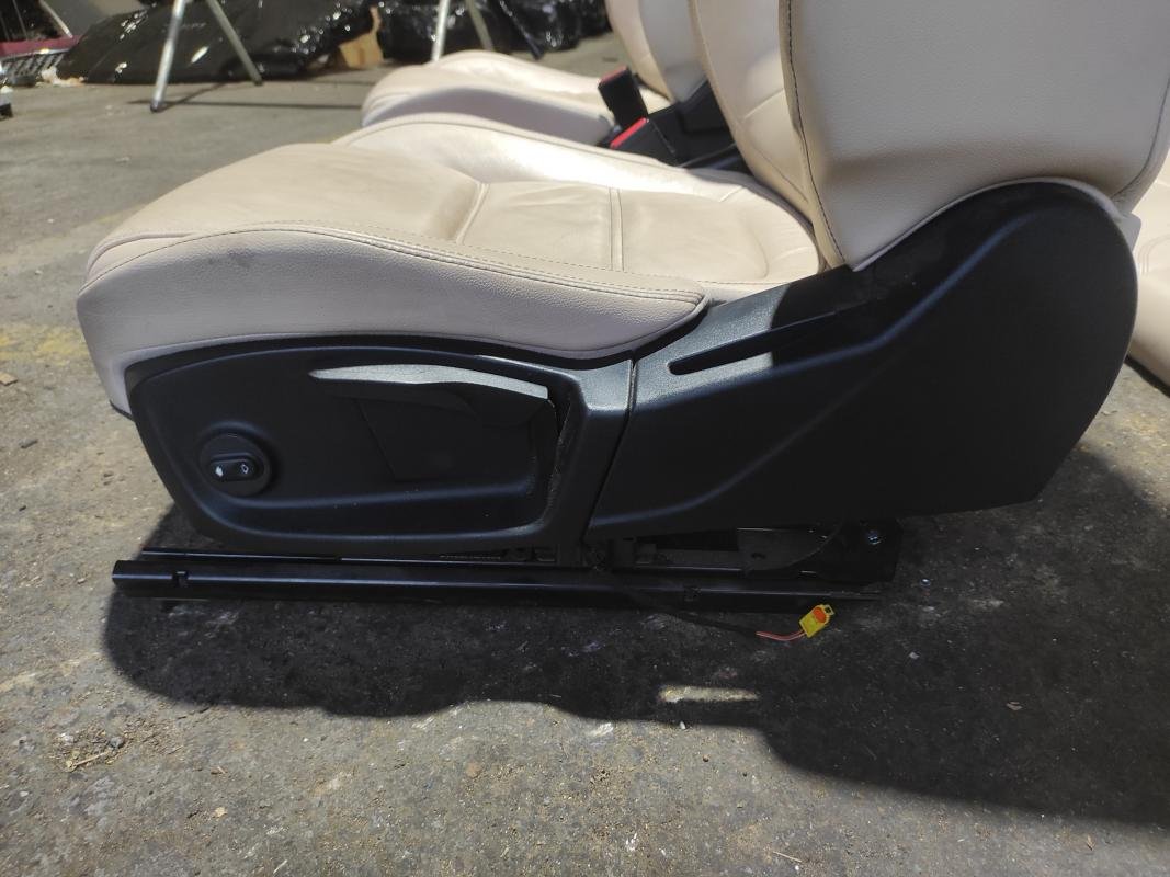 Juego asientos completo Jaguar XE (X760) 2.0d (180 cv) Automatico - Imagen 7