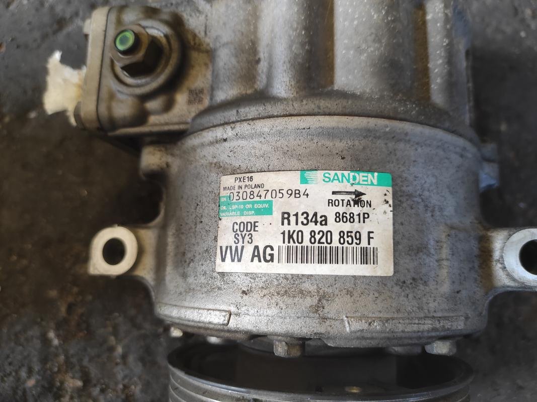 Compresor aire acondicionado Volkswagen Passat (B6) 2.0 TDI 16V (140 cv) - Imagen 4