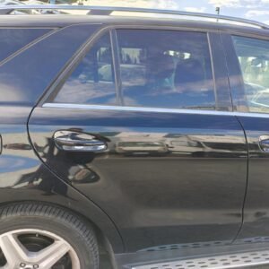 Puerta trasera derecha Mercedes Benz ML (W166) ML 350 (258 cv) BlueTEC 4MATIC G-TRONIC