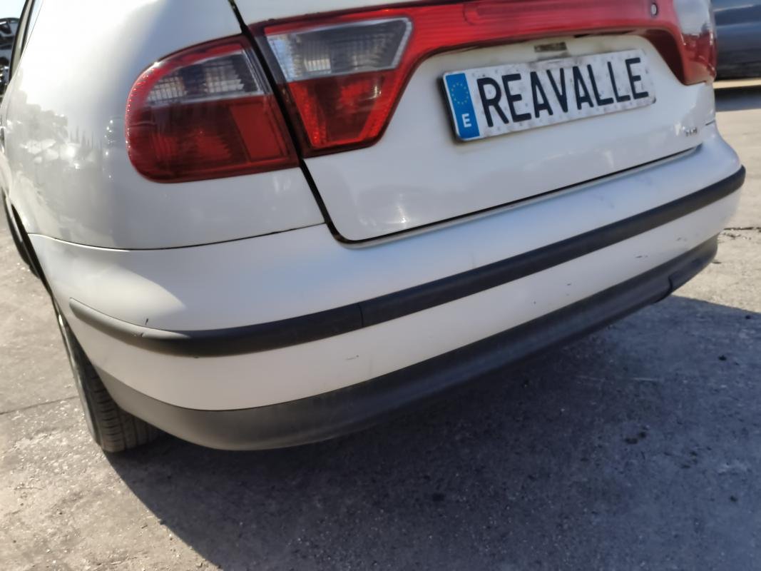 Paragolpe trasero Seat Toledo II (1M2) 1.9 TDI (110 cv) - Imagen 3